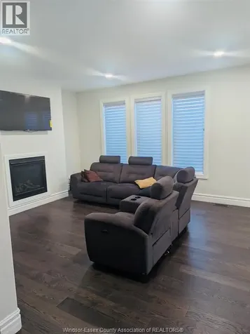 1584 Bowler Drive Windsor ON N8S 0A9