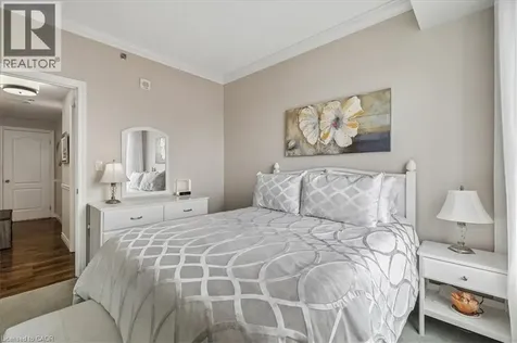 34 Plains Road East Burlington ON L7T 0B9
