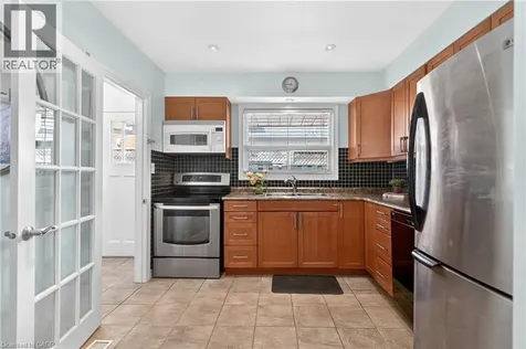 1177 Westerdam Road Mississauga ON L4Y 2H3