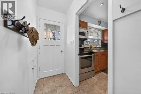 1177 Westerdam Road Mississauga ON L4Y 2H3