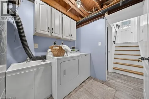 1177 Westerdam Road Mississauga ON L4Y 2H3
