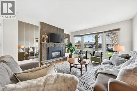 1177 Westerdam Road Mississauga ON L4Y 2H3