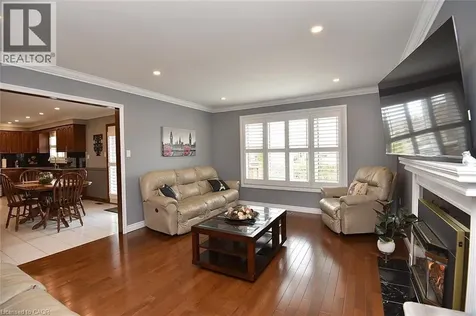 36 Tommar Place Hamilton ON L8G 5B4