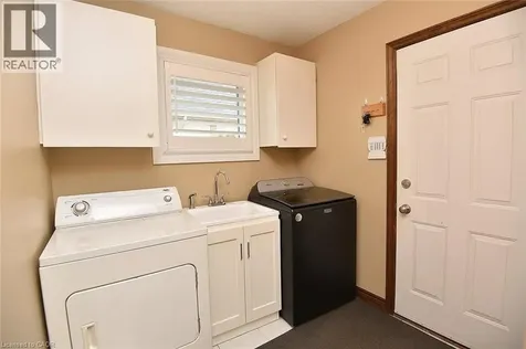 36 Tommar Place Hamilton ON L8G 5B4