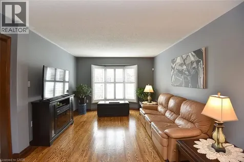36 Tommar Place Hamilton ON L8G 5B4