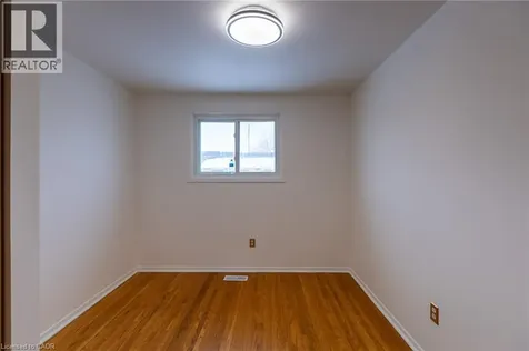 1 Eldrid Court Grimsby ON L3M 1Z1