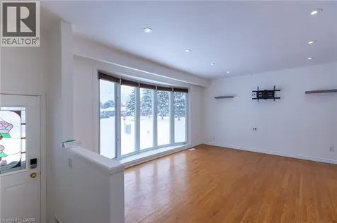 1 Eldrid Court Grimsby ON L3M 1Z1