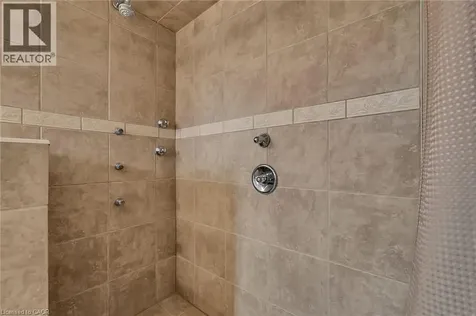956 Banffshire Court Kitchener ON N2R 1W8
