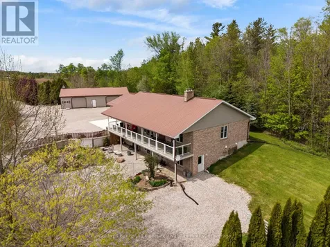 390 Paradise Lake Street Huron-kinloss ON N0G 2H0