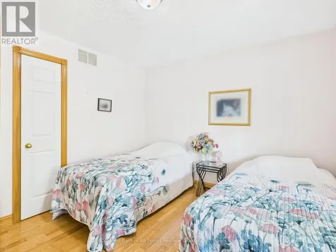 390 Paradise Lake Street Huron-kinloss ON N0G 2H0