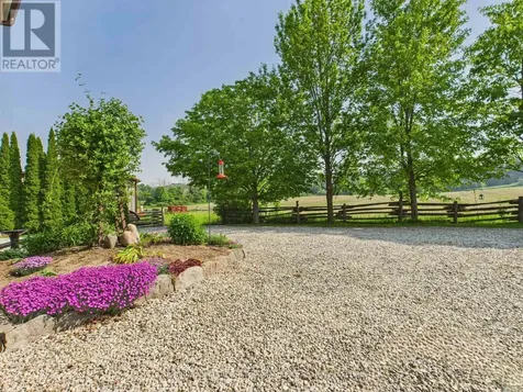 390 Paradise Lake Street Huron-kinloss ON N0G 2H0