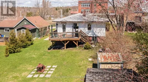 2 Meadow Street Parry Sound ON P2A 2L9