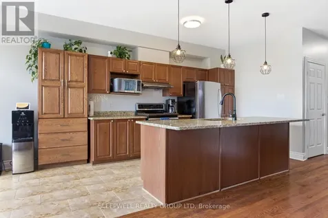 6826 Breanna Cardill Street Ottawa ON K4P 0C1