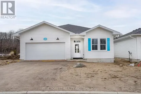25 Harbour Way Central Elgin ON N5L 1C5