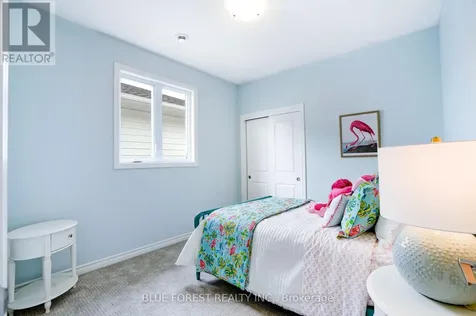 25 Harbour Way Central Elgin ON N5L 1C5