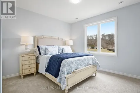 25 Harbour Way Central Elgin ON N5L 1C5