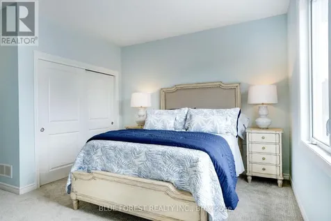 25 Harbour Way Central Elgin ON N5L 1C5