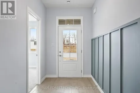 25 Harbour Way Central Elgin ON N5L 1C5