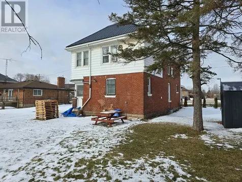 21 Johnson Road Brantford ON N3S 7E8