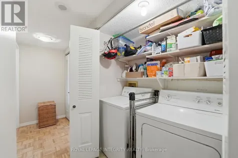 2760 Carousel Crescent Ottawa ON K1T 2N4