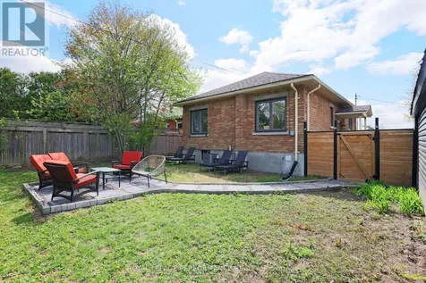 390 Maria Goretti Circle Ottawa ON K1L 6S4