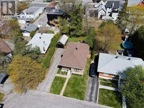 390 Maria Goretti Circle Ottawa ON K1L 6S4