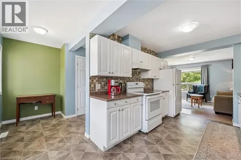 23 Howe Drive Kitchener ON N2E 1J3