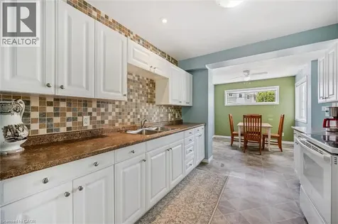 23 Howe Drive Kitchener ON N2E 1J3