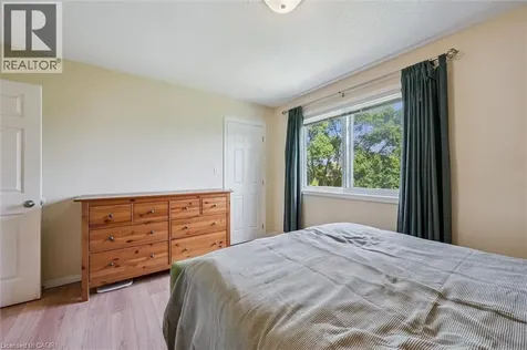 23 Howe Drive Kitchener ON N2E 1J3