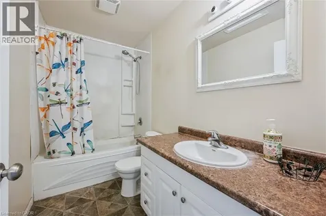 23 Howe Drive Kitchener ON N2E 1J3