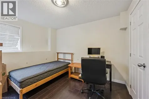 23 Howe Drive Kitchener ON N2E 1J3