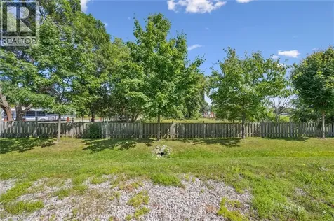 23 Howe Drive Kitchener ON N2E 1J3