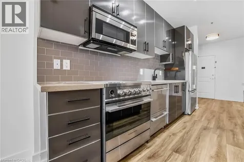 90 Charlton Avenue West Hamilton ON L8P 0B4