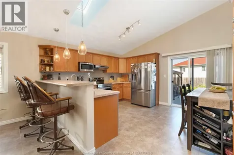 4530 Sassafras Windsor ON N9G 3C8
