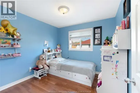 4530 Sassafras Windsor ON N9G 3C8