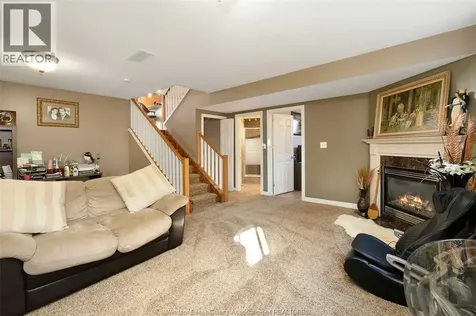 4530 Sassafras Windsor ON N9G 3C8