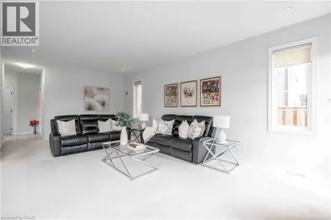 3 Narbonne Crescent Stoney Creek ON L8J 1P0