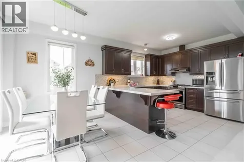 3 Narbonne Crescent Stoney Creek ON L8J 1P0