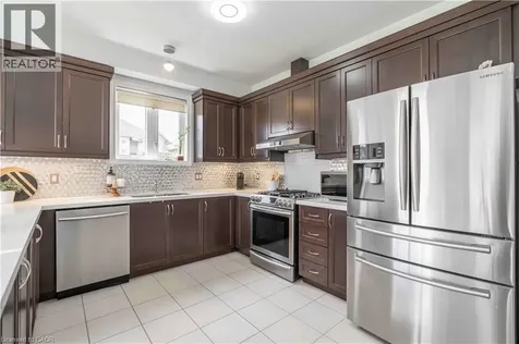 3 Narbonne Crescent Stoney Creek ON L8J 1P0