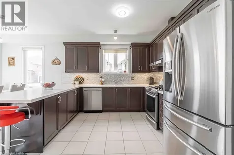 3 Narbonne Crescent Stoney Creek ON L8J 1P0