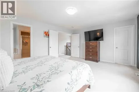 3 Narbonne Crescent Stoney Creek ON L8J 1P0