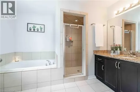 3 Narbonne Crescent Stoney Creek ON L8J 1P0