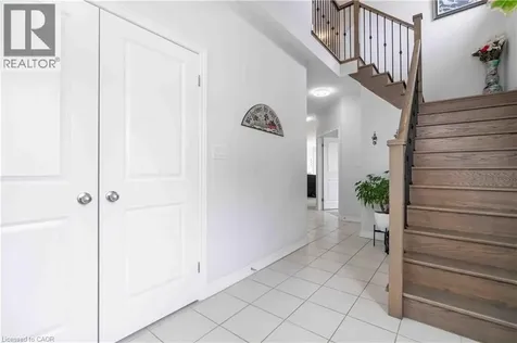 3 Narbonne Crescent Stoney Creek ON L8J 1P0