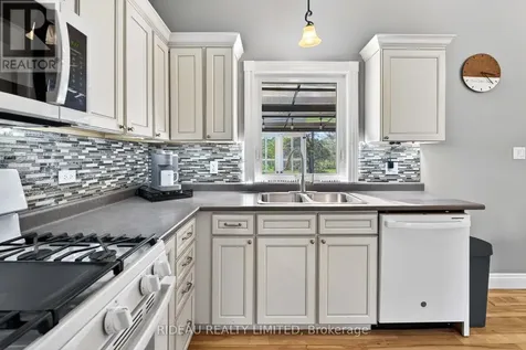 44 Blanchards Hill Road Rideau Lakes ON K0G 1L0