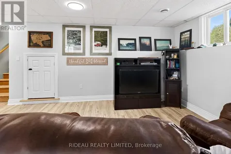 44 Blanchards Hill Road Rideau Lakes ON K0G 1L0