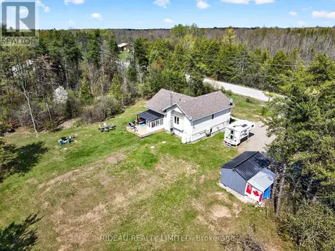 44 Blanchards Hill Road Rideau Lakes ON K0G 1L0