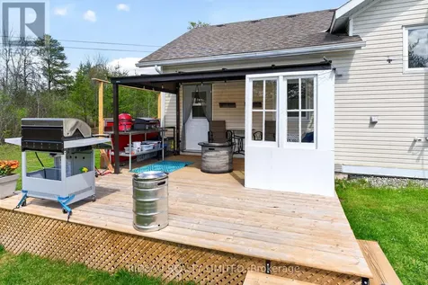 44 Blanchards Hill Road Rideau Lakes ON K0G 1L0