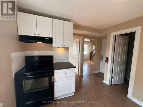 1308 Shillington Avenue Ottawa ON K1Z 8A5