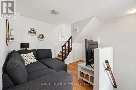 1308 Shillington Avenue Ottawa ON K1Z 8A5