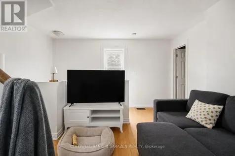 1308 Shillington Avenue Ottawa ON K1Z 8A5